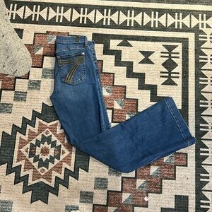 7 For All Mankind Tailorless Dojo Medium Wash Jean